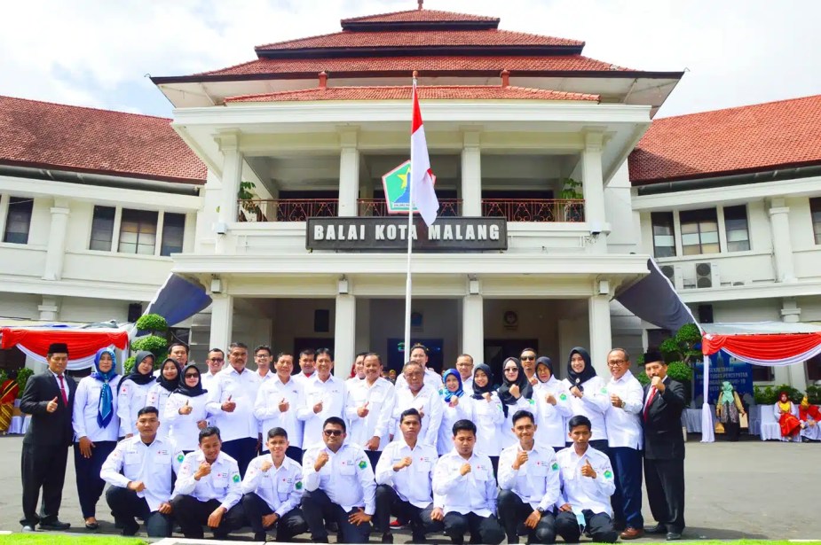 PMI-PMR-KSR-Balai-kuantan-donor-darah-bantuan-bencana-Indonesian-red-cross-bulan-sabit-Palang-Merah-Webcloudhoster-WINSON-MEDIA